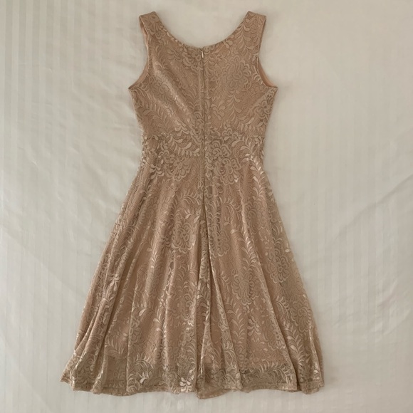 50s-60s Vintage Style Sleeveless Lace Swing Party Dress - Picture 3 of 12